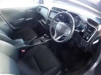 Honda GRACE лот № 79 оценка 3.5  с аукциона в Японии 2