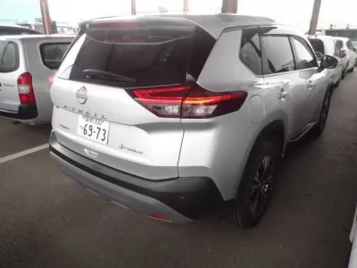 Nissan X-TRAIL  с аукциона в Японии