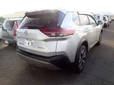 Nissan X-TRAIL  с аукциона в Японии
