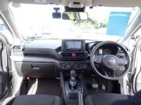 Daihatsu ROCKY лот № 186 оценка 4  с аукциона в Японии 2