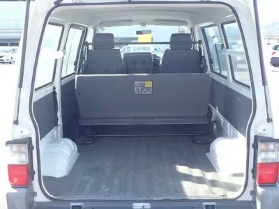 Mazda BONGO VAN  с аукциона в Японии
