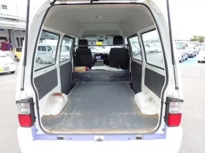 Mazda BONGO VAN  с аукциона в Японии