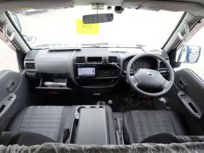 Mazda BONGO VAN  с аукциона в Японии