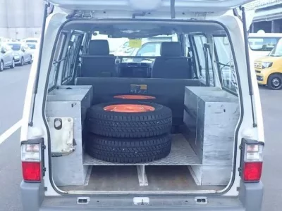 Mazda BONGO VAN  с аукциона в Японии