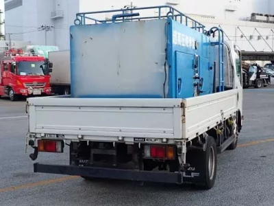 Isuzu ELF  с аукциона в Японии