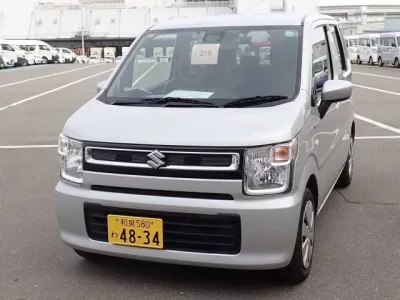Suzuki WAGON R  с аукциона в Японии