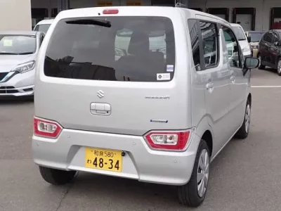 Suzuki WAGON R  с аукциона в Японии