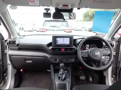 Daihatsu ROCKY  с аукциона в Японии