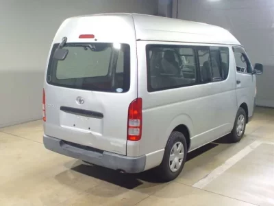 Toyota HIACE VAN  с аукциона в Японии