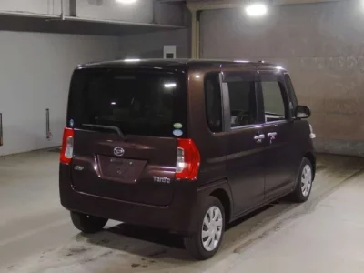 Daihatsu TANTO  с аукциона в Японии