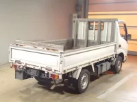 Toyota DYNA лот № 63505 оценка 3.5  с аукциона в Японии 1