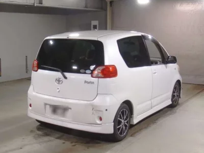 Toyota PORTE  с аукциона в Японии