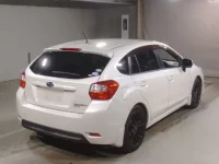 Subaru IMPREZA лот № 7204 оценка 3  с аукциона в Японии 1