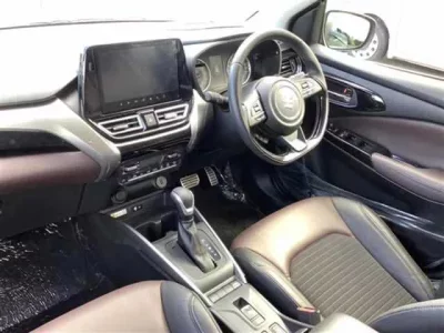 Suzuki FRONX  с аукциона в Японии