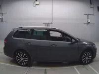 Volkswagen GOLF VARIANT лот № 38005 оценка 4  с аукциона в Японии 2