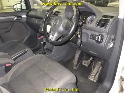 Volkswagen GOLF TOURAN  с аукциона в Японии