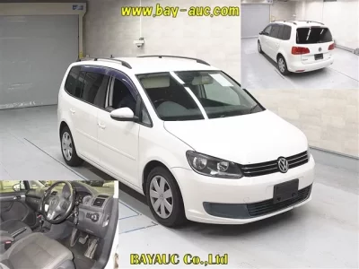 Volkswagen GOLF TOURAN  с аукциона в Японии