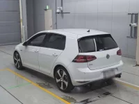 Volkswagen GOLF лот № 38009 оценка 4  с аукциона в Японии 5