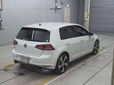 Volkswagen GOLF  с аукциона в Японии
