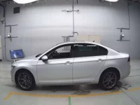 Volkswagen PASSAT лот № 38010 оценка 4.5  с аукциона в Японии 3