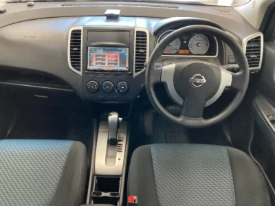 Nissan WINGROAD  с аукциона в Японии