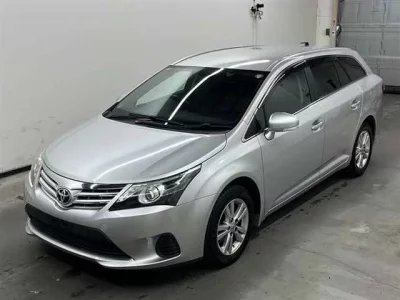 Toyota AVENSIS WAGON  с аукциона в Японии