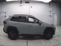 Toyota RAV4 лот № 36023 оценка 5  с аукциона в Японии 2