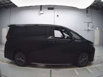 Toyota VELLFIRE  с аукциона в Японии
