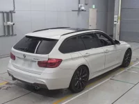 BMW 3-Series лот № 38029 оценка 4  с аукциона в Японии 1