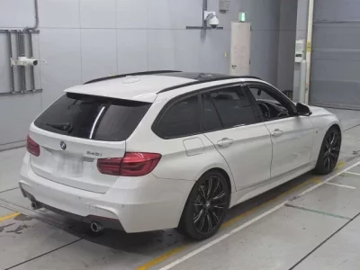 BMW 3-Series  с аукциона в Японии
