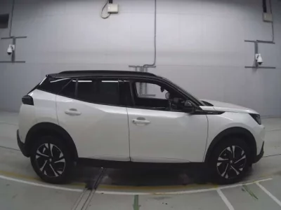 Peugeot 2008  с аукциона в Японии