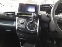 Toyota WISH лот № 10037 оценка 4  с аукциона в Японии 9