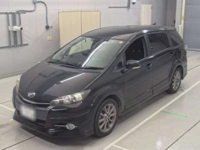 Toyota WISH  с аукциона в Японии