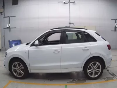 Audi Q3  с аукциона в Японии
