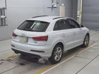 Audi Q3  с аукциона в Японии