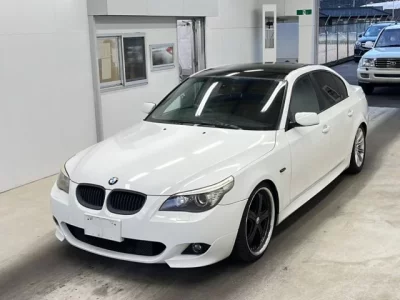 BMW 5-Series  с аукциона в Японии