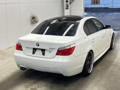 BMW 5-Series  с аукциона в Японии