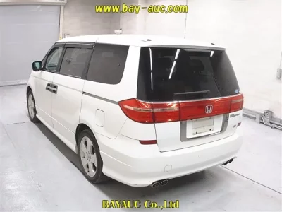 Honda ELYSION  с аукциона в Японии