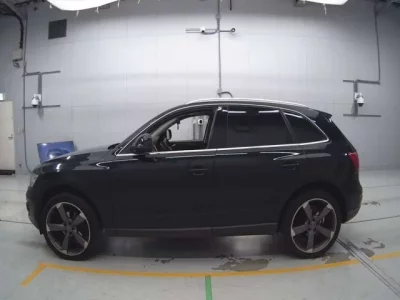 Audi Q5  с аукциона в Японии