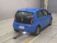 Volkswagen UP лот № 38043 оценка 4.5  с аукциона в Японии 1