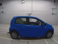 Volkswagen UP лот № 38043 оценка 4.5  с аукциона в Японии 2