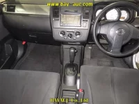 Nissan TIIDA LATIO лот № 103 оценка 3.5  с аукциона в Японии 5