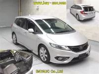 Honda JADE лот № 110 оценка 3.5  с аукциона в Японии 3