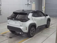 Toyota YARIS CROSS лот № 36044 оценка 5  с аукциона в Японии 1