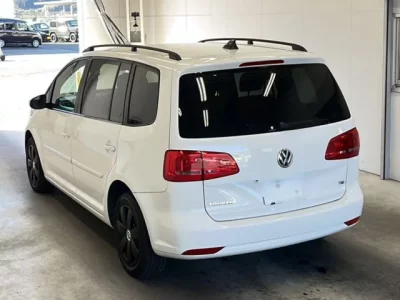 Volkswagen GOLF TOURAN  с аукциона в Японии
