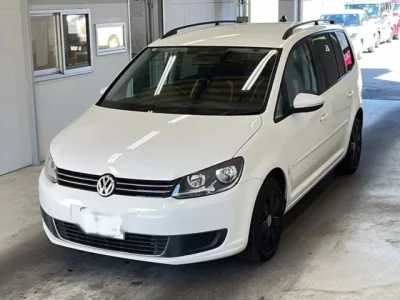 Volkswagen GOLF TOURAN  с аукциона в Японии