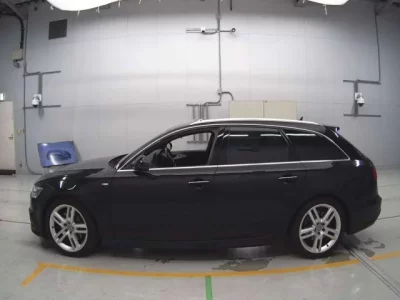 Audi A6  с аукциона в Японии