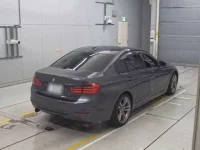 BMW 3-Series лот № 38054 оценка 3.5  с аукциона в Японии 1