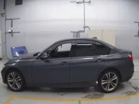 BMW 3-Series лот № 38054 оценка 3.5  с аукциона в Японии 3
