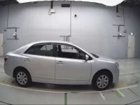 Toyota PREMIO лот № 10061 оценка 4  с аукциона в Японии 2